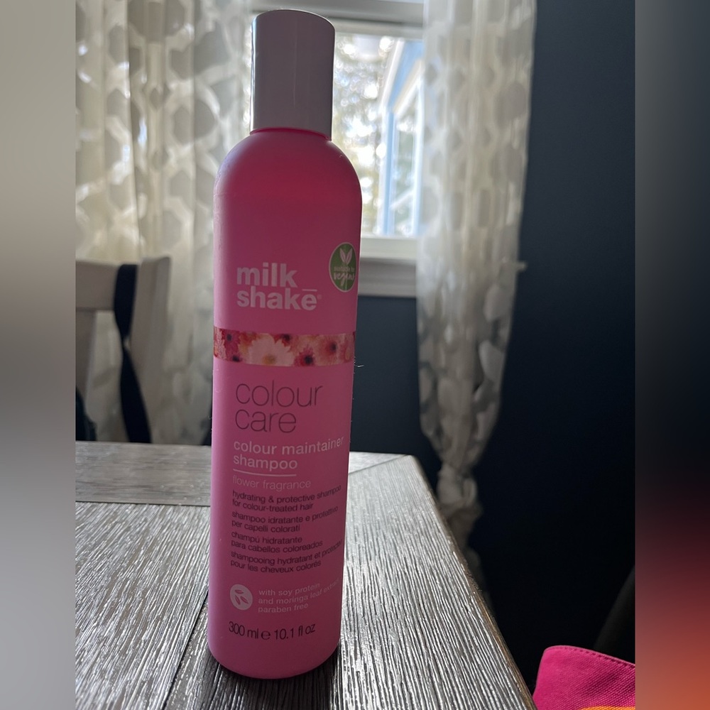 Color Maintainer Shampoo Flower